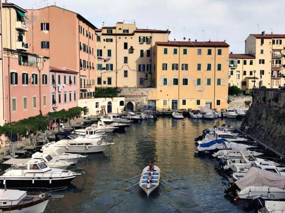 Casa Vacanze Completa Di Tutto E Anche Di Piu Livourne Extérieur photo